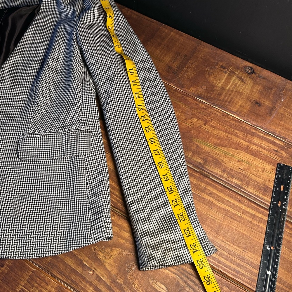 Classic Houndstooth Blazer (Black/White) - Picture 7 of 7